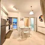 Apartment Il Cortiletto By Housilia Cefalu