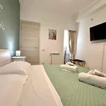 Apartment Il Cortiletto By Housilia