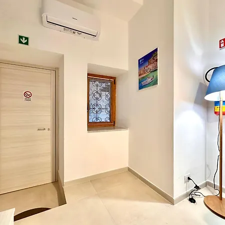 Il Cortiletto By Housilia Cefalù