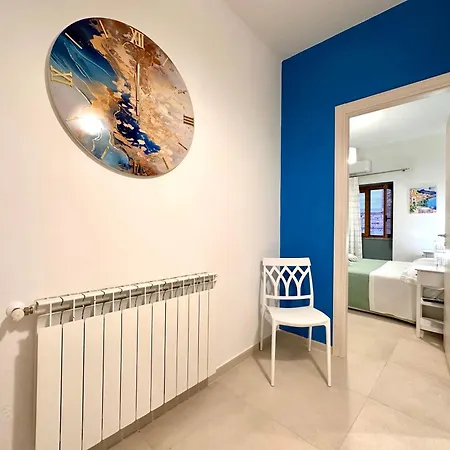 Il Cortiletto By Housilia Daire *