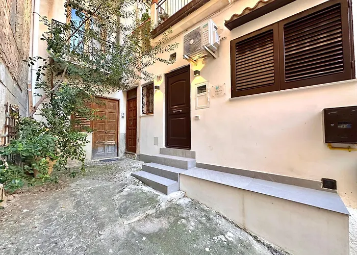 Il Cortiletto By Housilia *