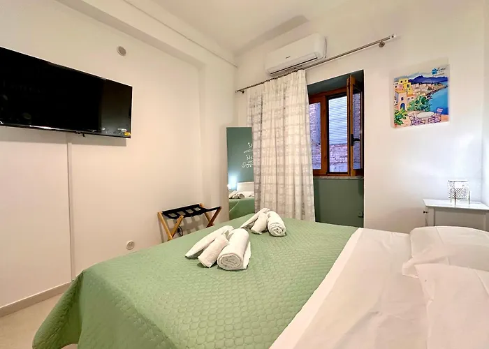 Daire Il Cortiletto By Housilia Cefalù