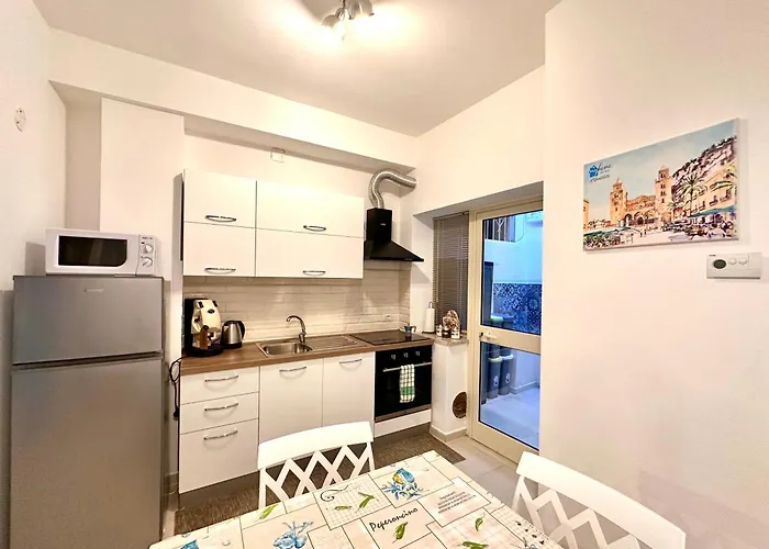 Il Cortiletto By Housilia Apartamento Cefalú
